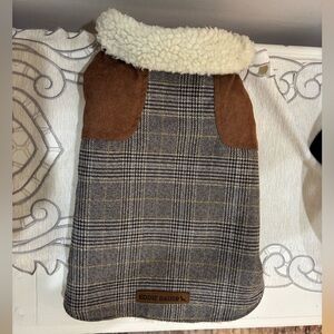 Eddie Bauer Brown and Gray Plaid Dog Coat with Shearling Collar size Medium